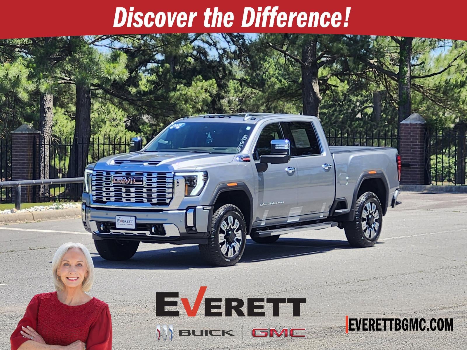 2025 GMC Sierra 4WD Crew Cab Standard Box Denali's photo