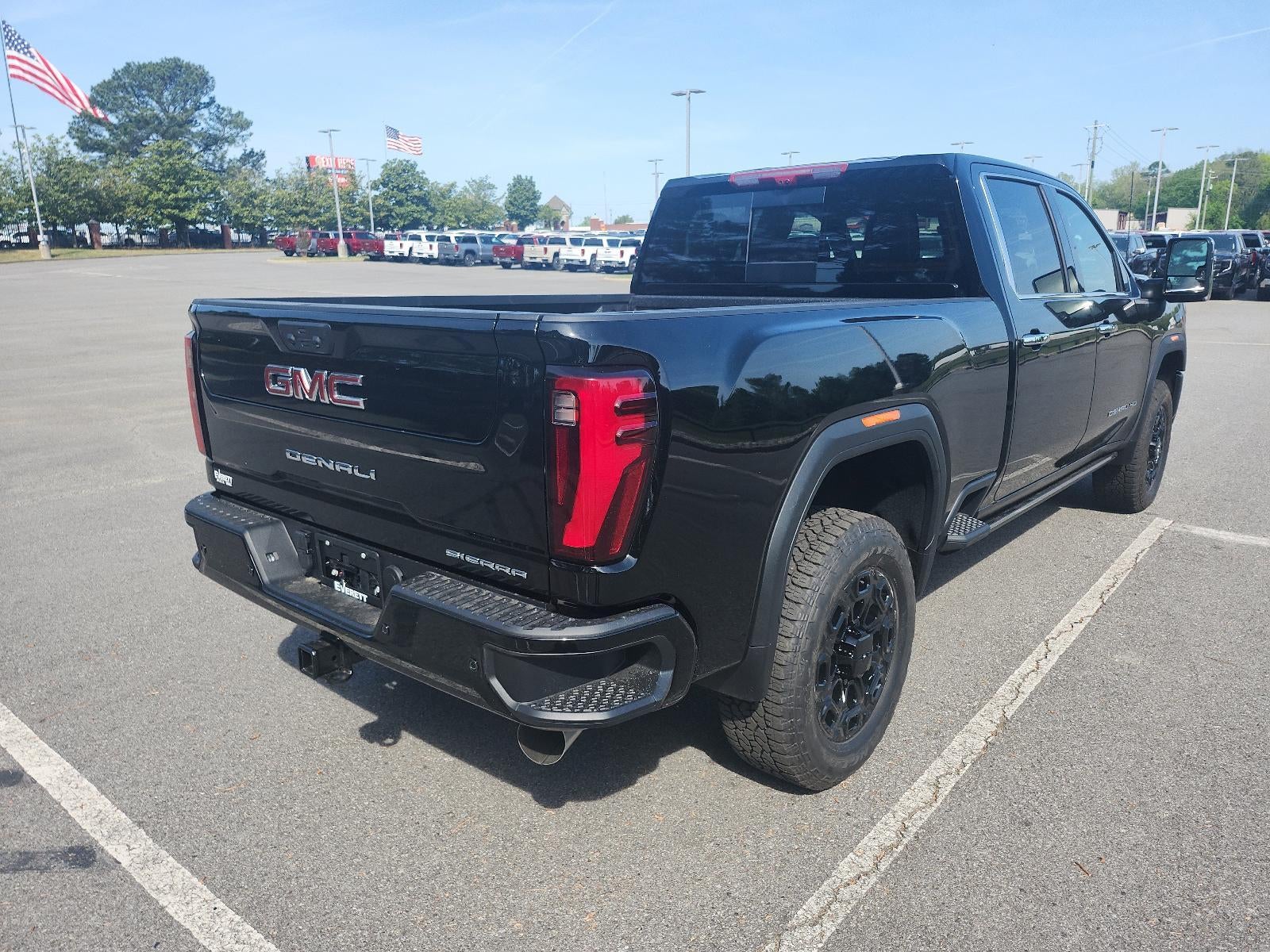 2026 GMC Sierra 2500 HD Crew Cab Standard Box 4-Wheel Drive Denali
