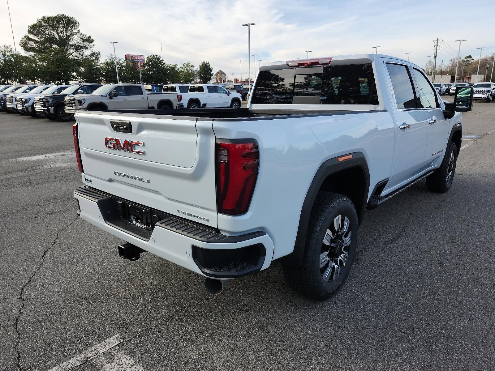2026 GMC Sierra 2500 HD Crew Cab Standard Box 4-Wheel Drive Denali