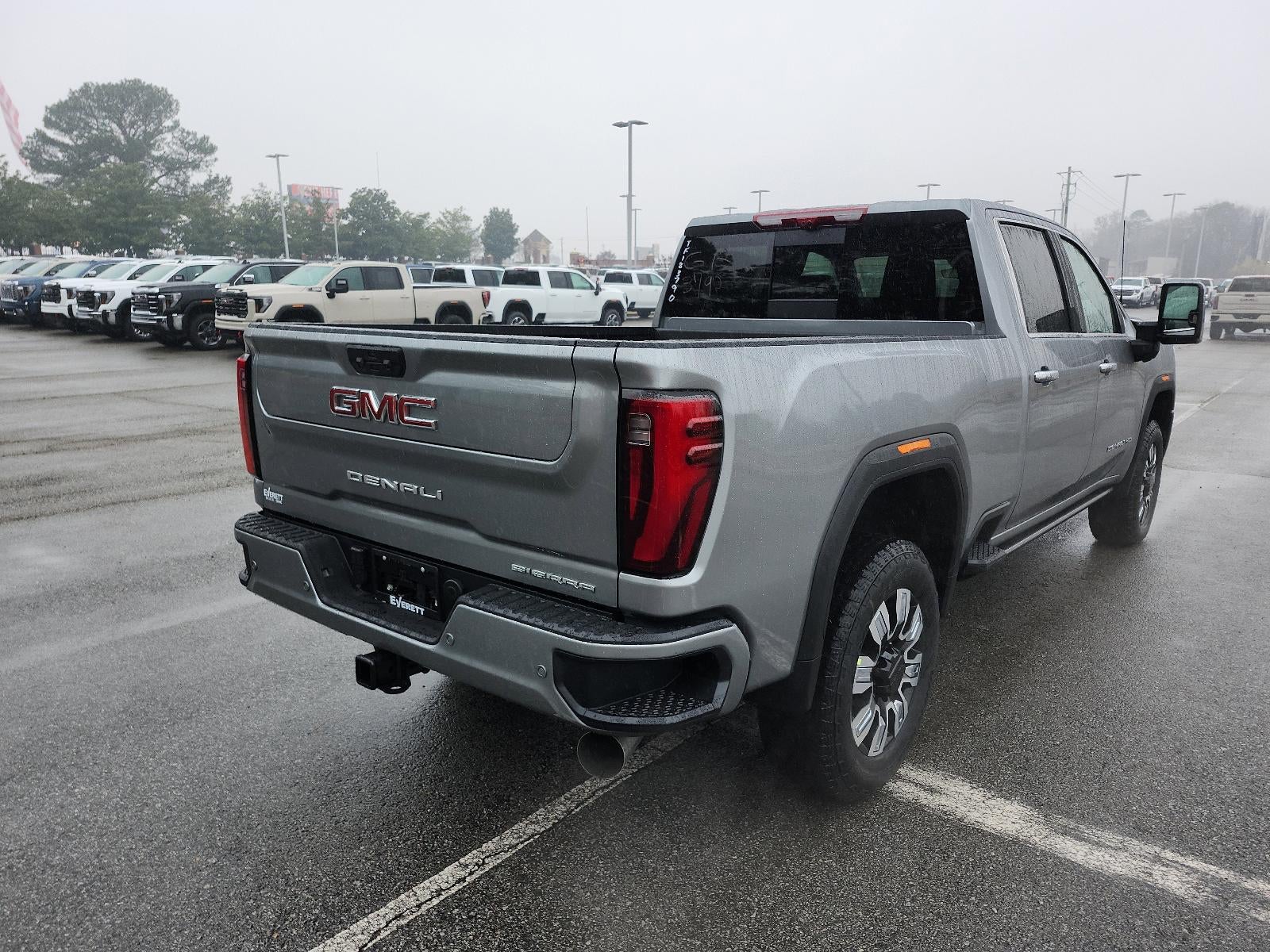 2026 GMC Sierra 2500 HD Crew Cab Standard Box 4-Wheel Drive Denali