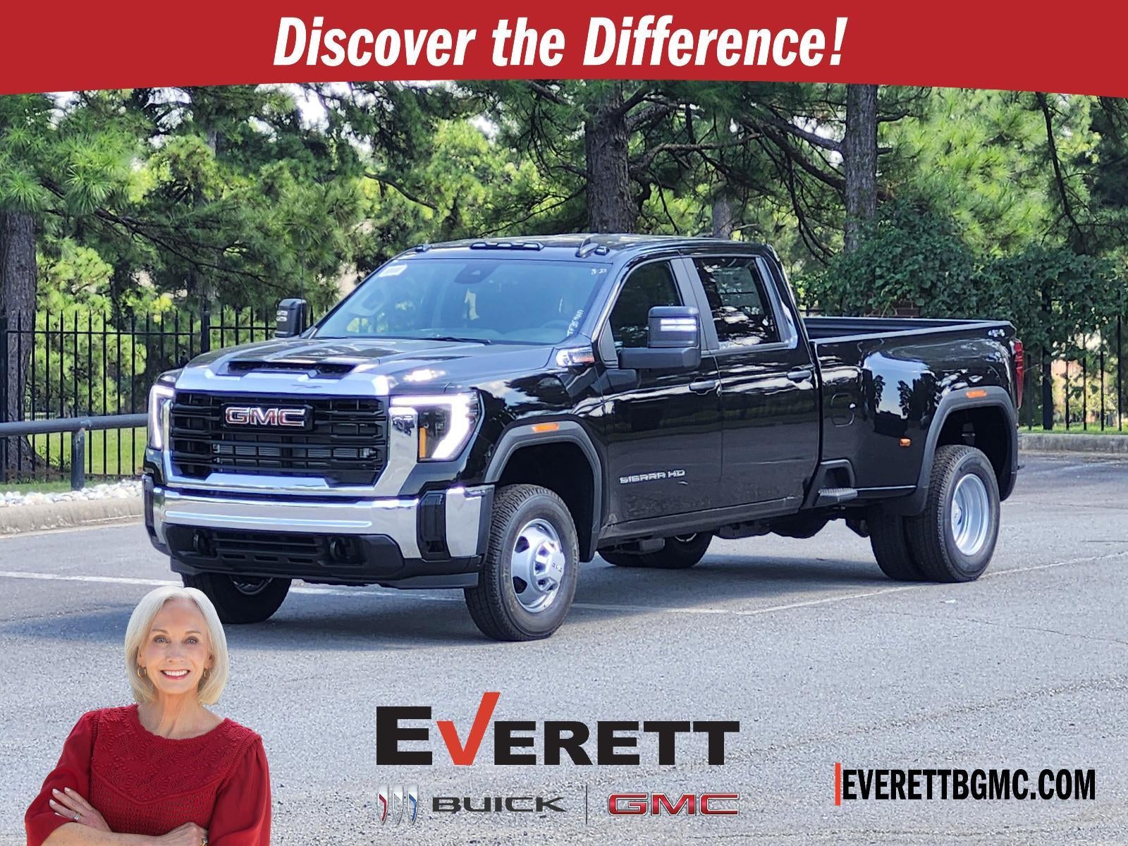 2026 GMC Sierra 3500 HD Crew Cab Long Box 4-Wheel Drive Pro