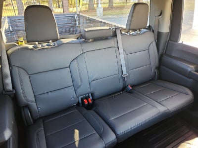 2026 GMC Sierra 3500 HD Crew Cab Long Box 4-Wheel Drive Pro