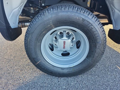 2026 GMC Sierra 3500 HD Crew Cab Long Box 4-Wheel Drive Pro