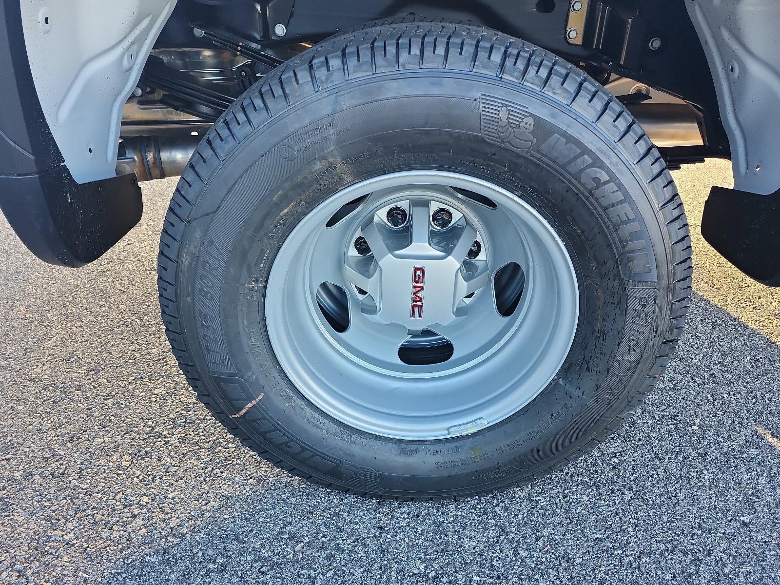 2026 GMC Sierra 3500 HD Crew Cab Long Box 4-Wheel Drive Pro