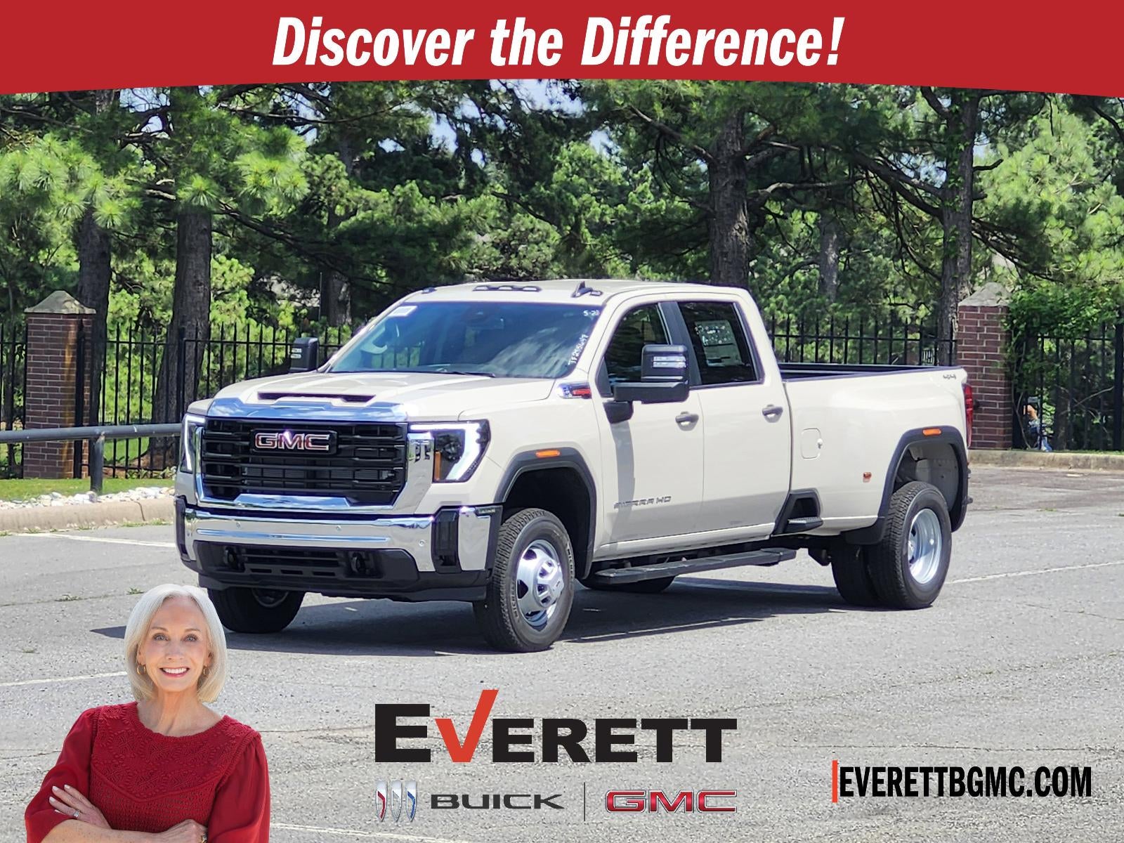 2026 GMC Sierra 3500 HD Crew Cab Long Box 4-Wheel Drive Pro