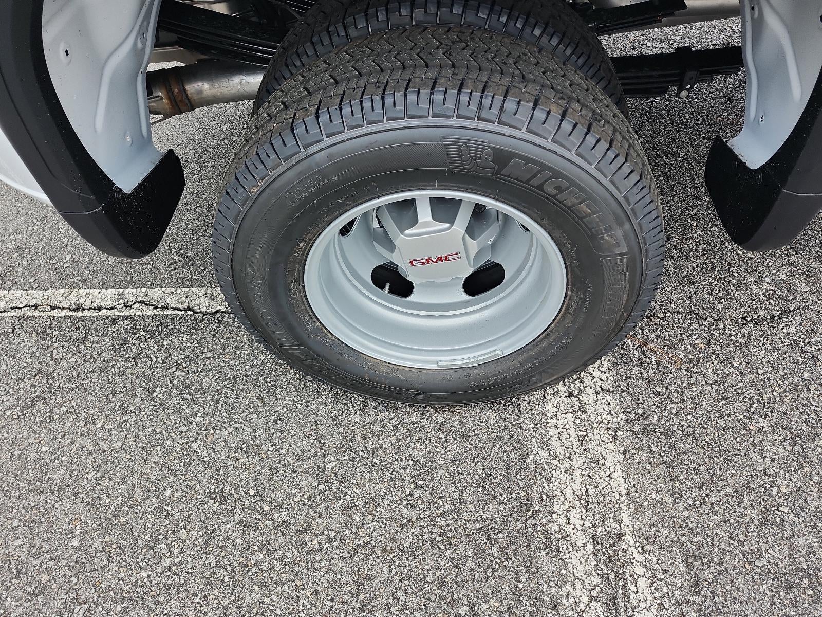 2026 GMC Sierra 3500 HD Crew Cab Long Box 4-Wheel Drive Pro