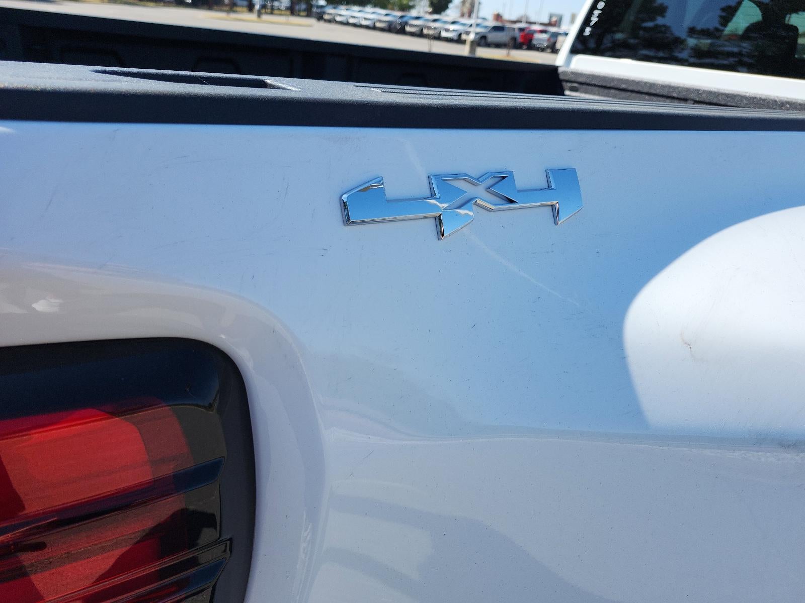 2026 GMC Sierra 3500 HD Crew Cab Long Box 4-Wheel Drive Pro