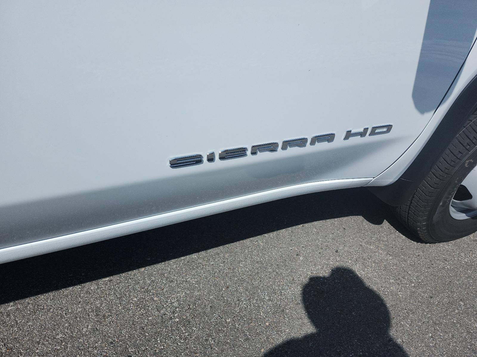 2026 GMC Sierra 3500 HD Crew Cab Long Box 4-Wheel Drive Pro