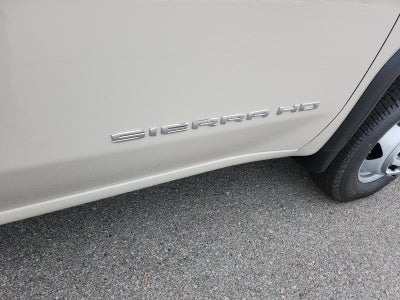 2026 GMC Sierra 3500 HD Crew Cab Long Box 4-Wheel Drive Pro