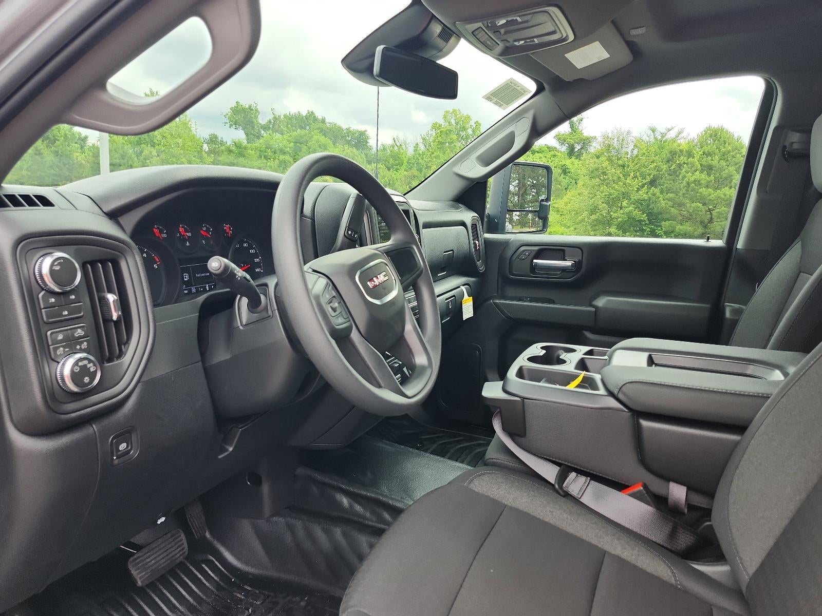 2026 GMC Sierra 3500 HD Crew Cab Long Box 4-Wheel Drive Pro