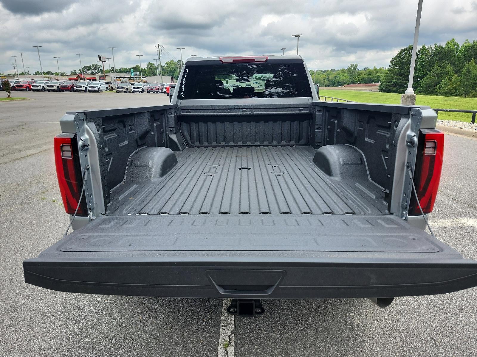 2026 GMC Sierra 3500 HD Crew Cab Long Box 4-Wheel Drive Pro
