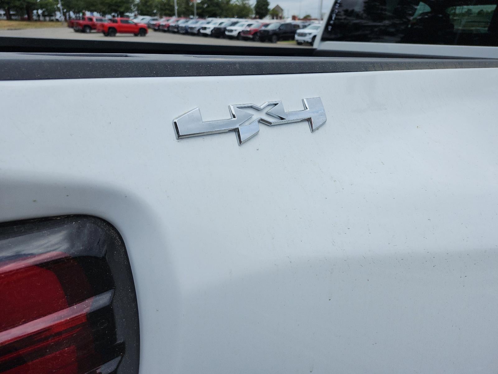 2026 GMC Sierra 3500 HD Crew Cab Long Box 4-Wheel Drive Pro