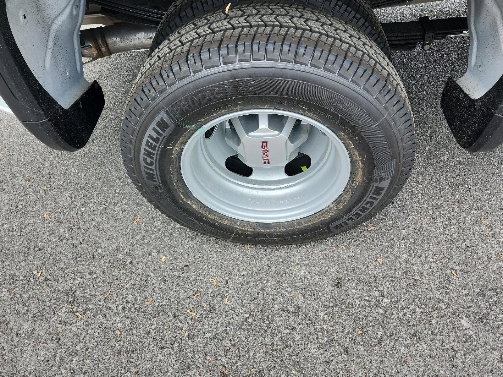 2026 GMC Sierra 3500 HD Crew Cab Long Box 4-Wheel Drive Pro