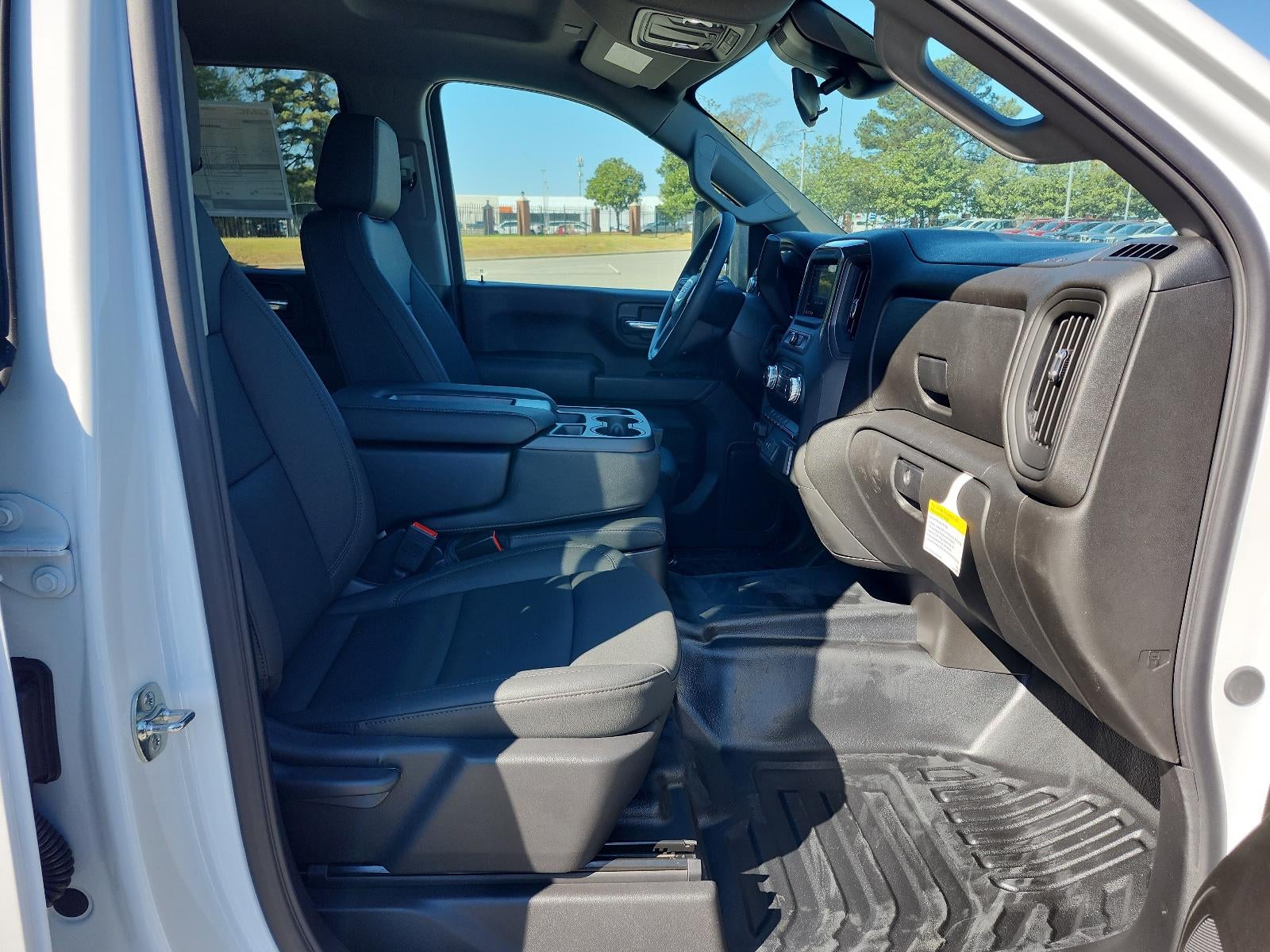 2026 GMC Sierra 3500 HD Crew Cab Long Box 4-Wheel Drive Pro