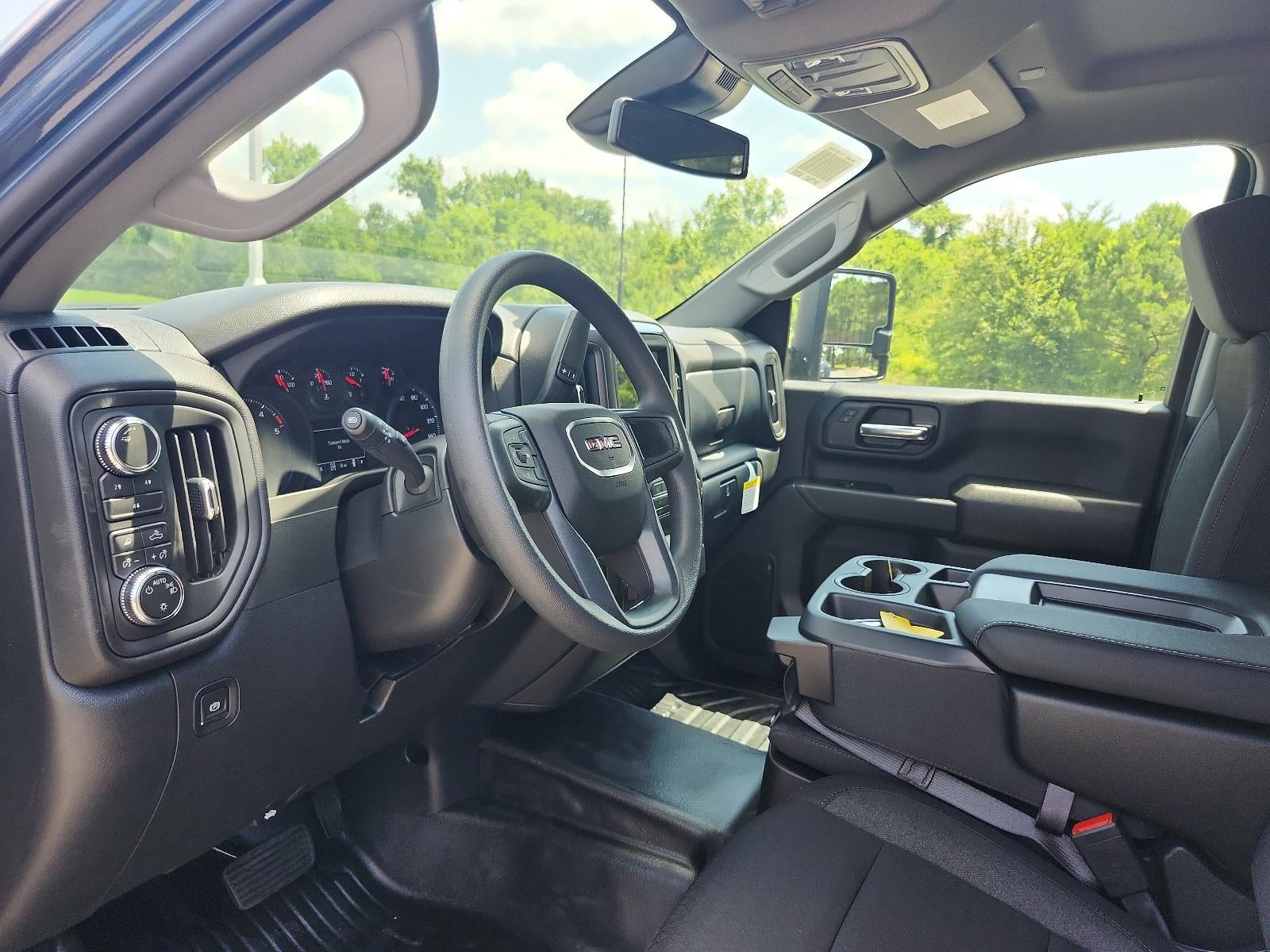 2026 GMC Sierra 3500 HD Crew Cab Long Box 4-Wheel Drive Pro