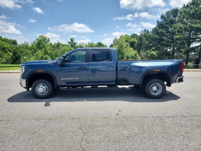 2026 GMC Sierra 3500 HD Crew Cab Long Box 4-Wheel Drive Pro