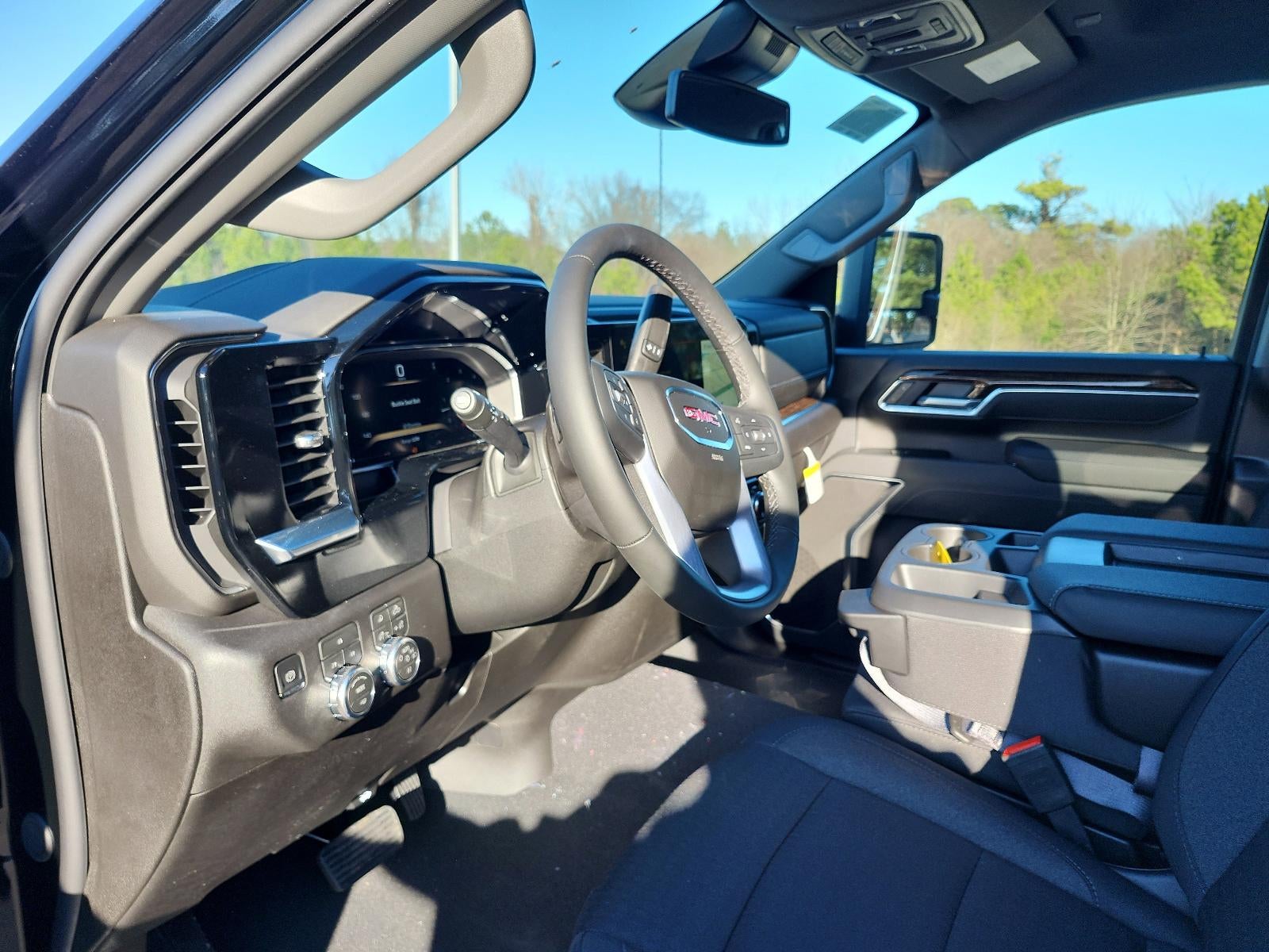 2026 GMC Sierra 3500 HD Crew Cab Long Box 4-Wheel Drive SLE