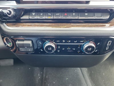 2026 GMC Sierra 3500 HD Crew Cab Long Box 4-Wheel Drive SLE