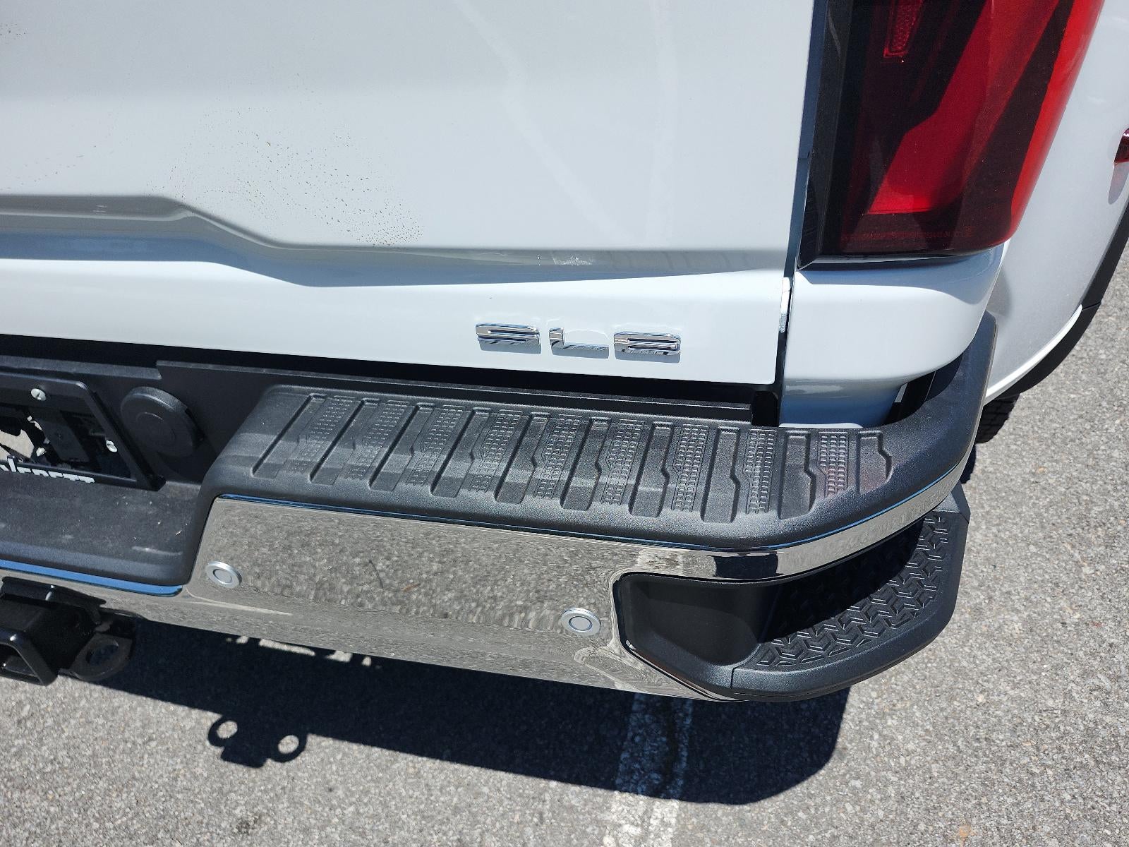2026 GMC Sierra 3500 HD Crew Cab Long Box 4-Wheel Drive SLE