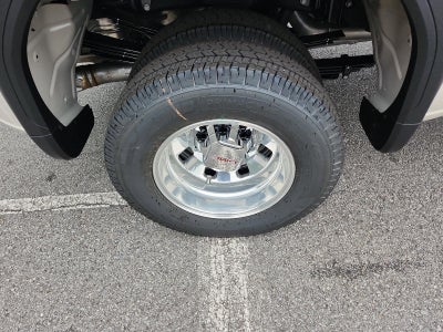 2026 GMC Sierra 3500 HD Crew Cab Long Box 4-Wheel Drive SLE