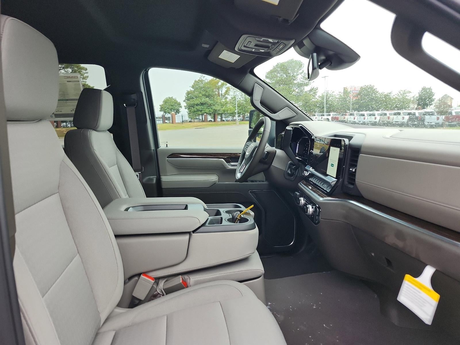 2026 GMC Sierra 3500 HD Crew Cab Long Box 4-Wheel Drive SLE