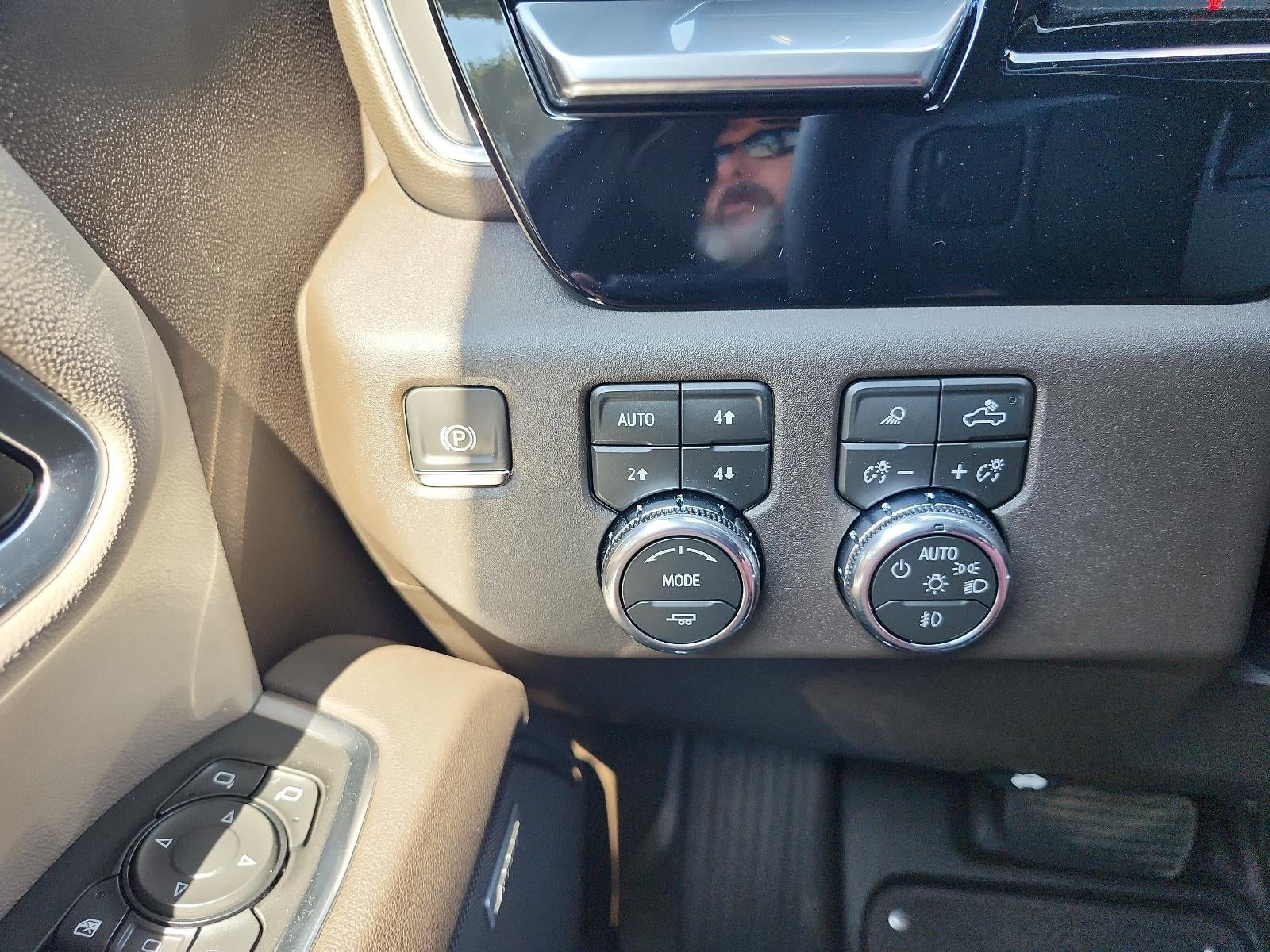 2026 GMC Sierra 3500 HD Crew Cab Long Box 4-Wheel Drive SLT