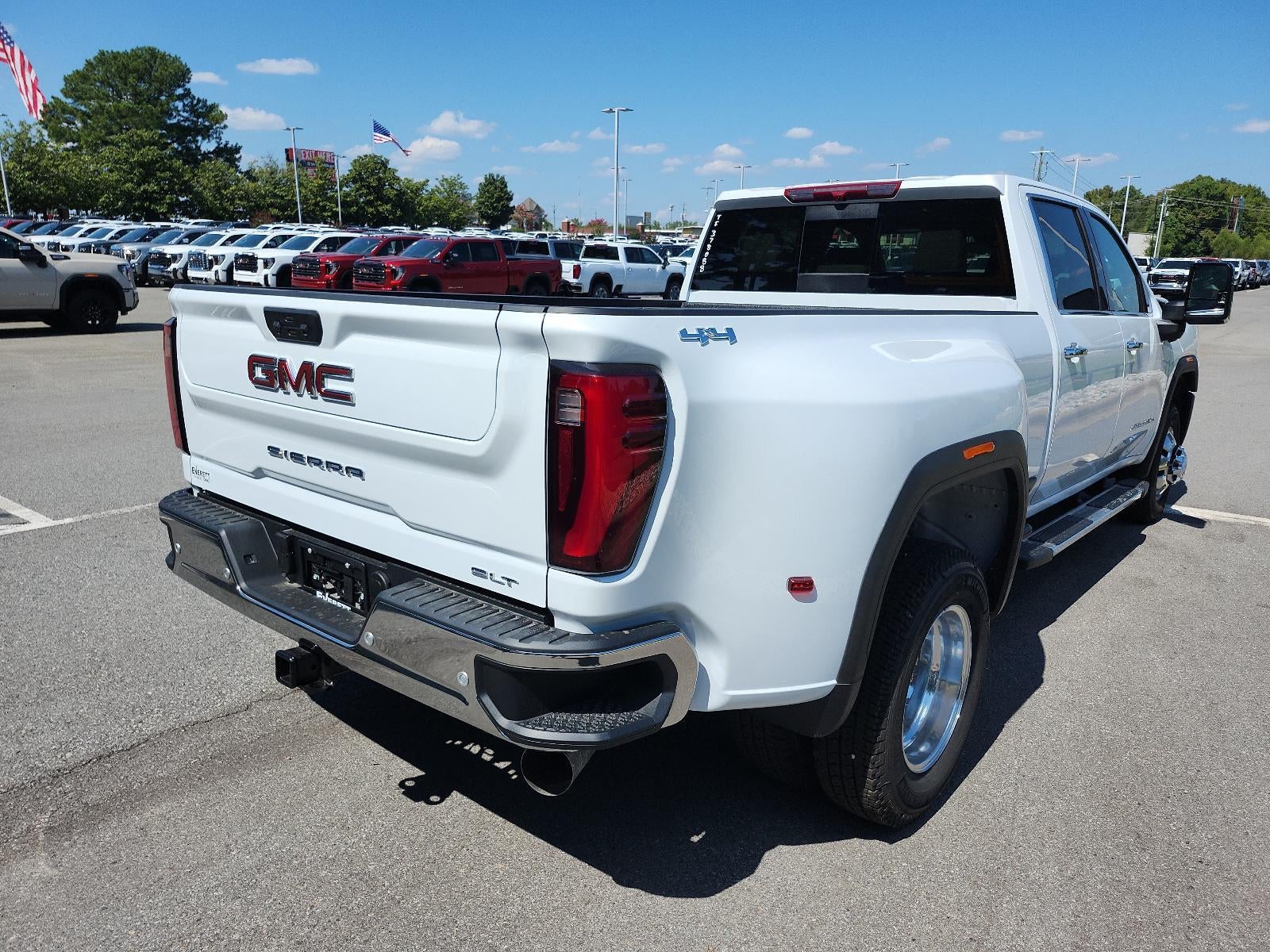 2026 GMC Sierra 3500 HD Crew Cab Long Box 4-Wheel Drive SLT
