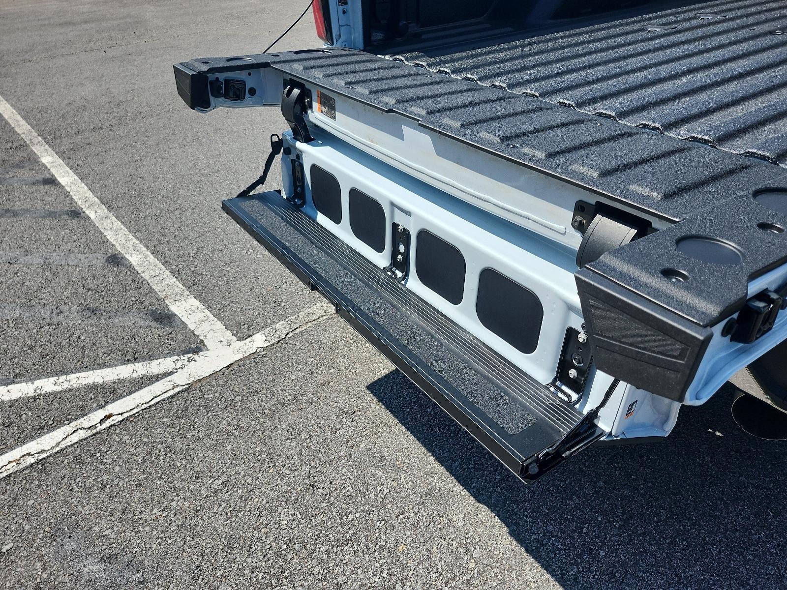 2026 GMC Sierra 3500 HD Crew Cab Long Box 4-Wheel Drive SLT