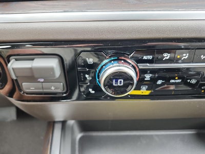 2026 GMC Sierra 3500 HD Crew Cab Long Box 4-Wheel Drive SLT