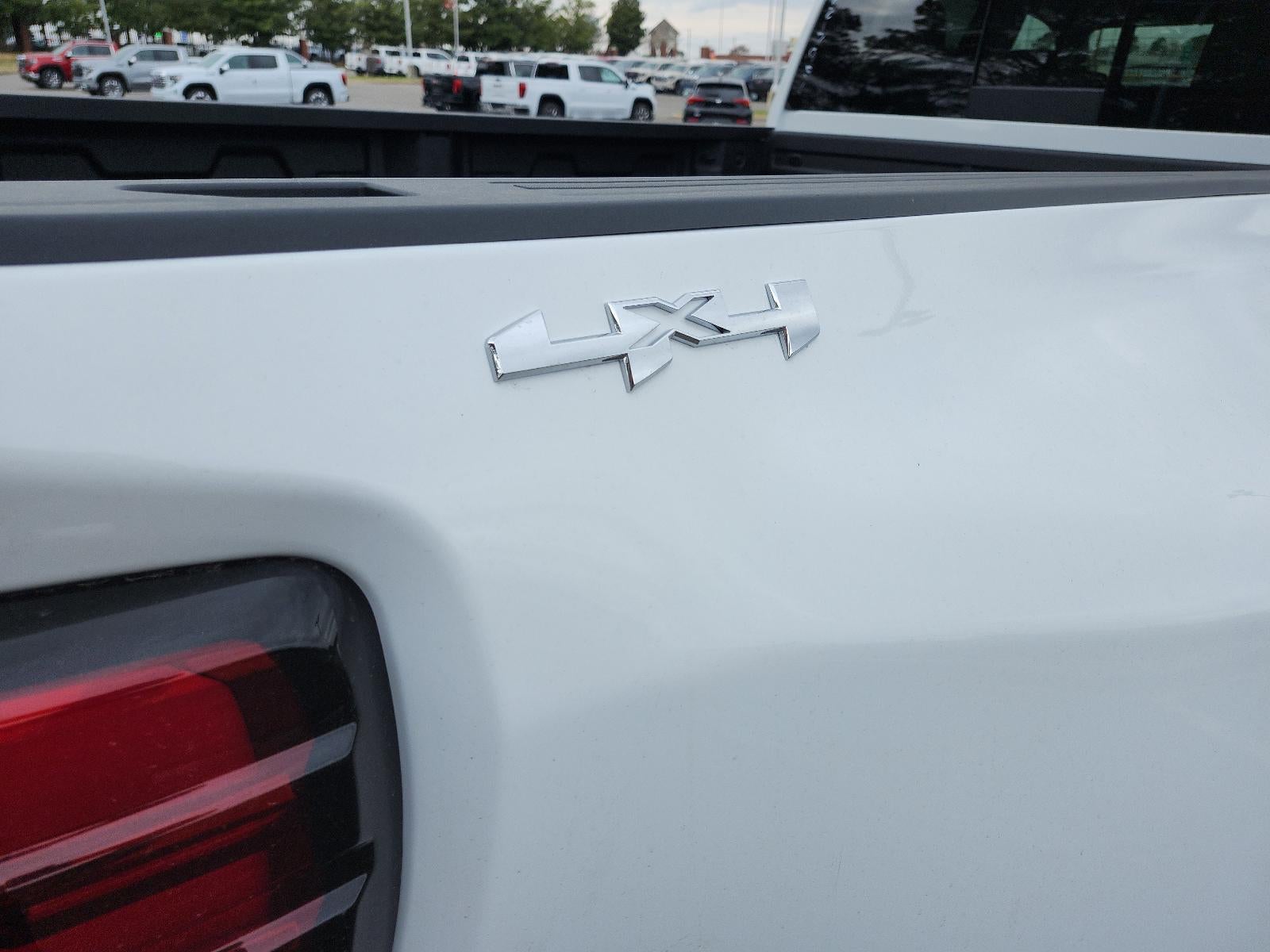 2026 GMC Sierra 3500 HD Crew Cab Long Box 4-Wheel Drive SLT