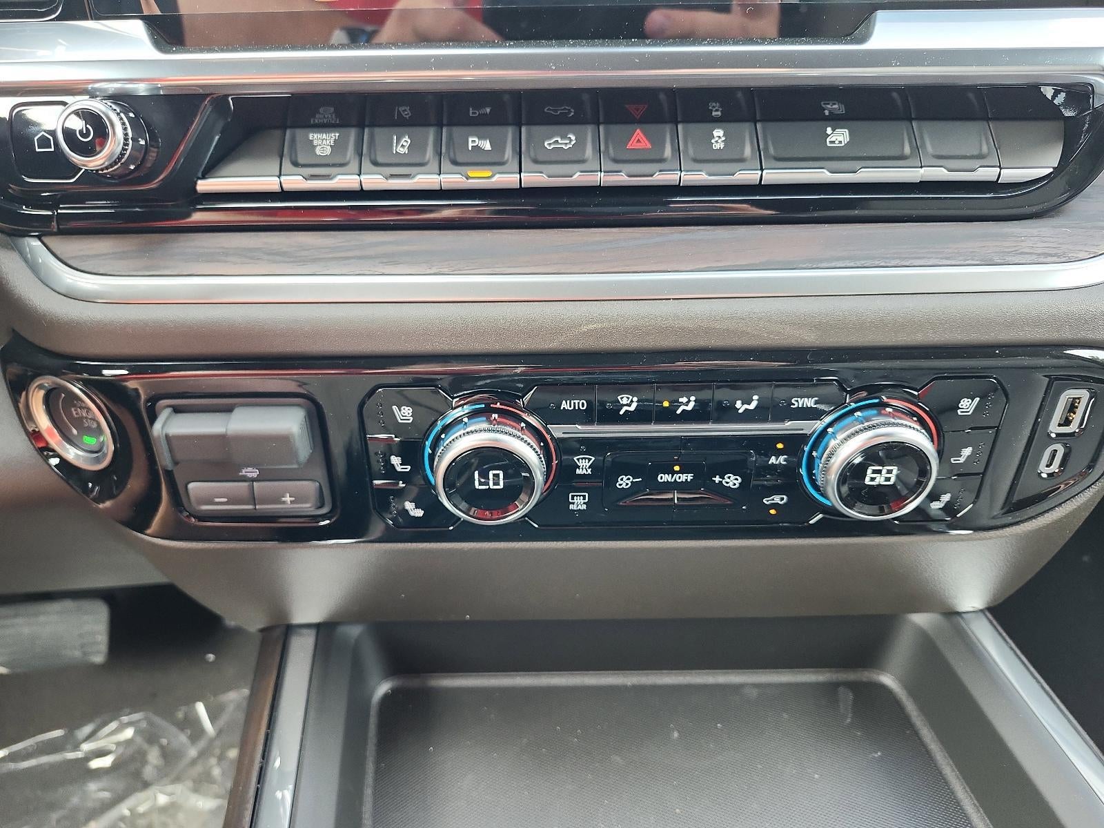 2026 GMC Sierra 3500 HD Crew Cab Long Box 4-Wheel Drive SLT