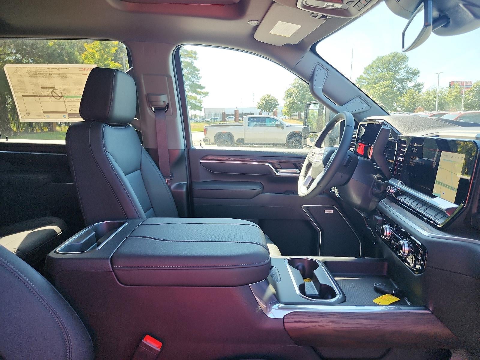 2026 GMC Sierra 3500 HD Crew Cab Long Box 4-Wheel Drive SLT