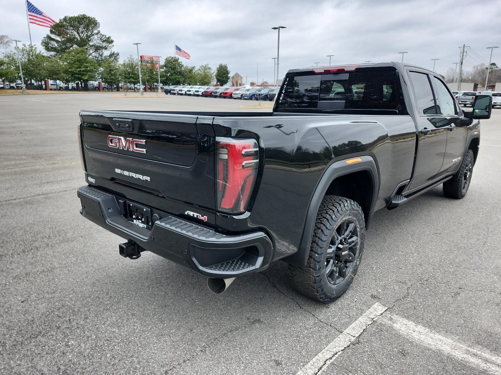 2026 GMC Sierra 3500 HD Crew Cab Long Box 4-Wheel Drive AT4