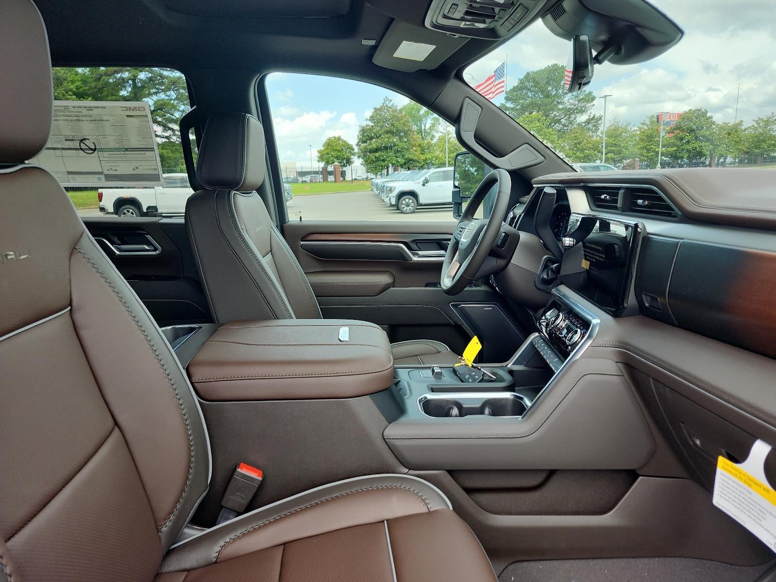 2026 GMC Sierra 3500 HD Crew Cab Long Box 4-Wheel Drive Denali