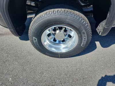 2026 GMC Sierra 3500 HD Crew Cab Long Box 4-Wheel Drive Denali