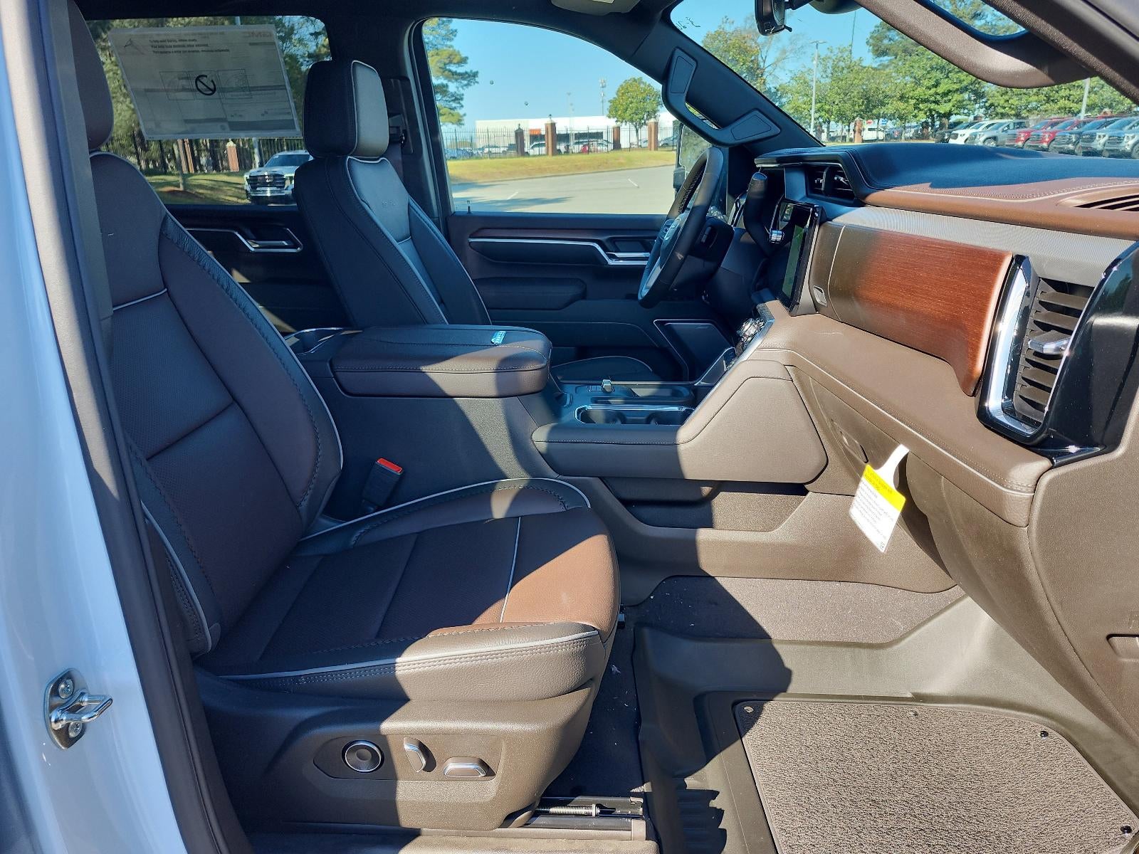 2026 GMC Sierra 3500 HD Crew Cab Long Box 4-Wheel Drive Denali