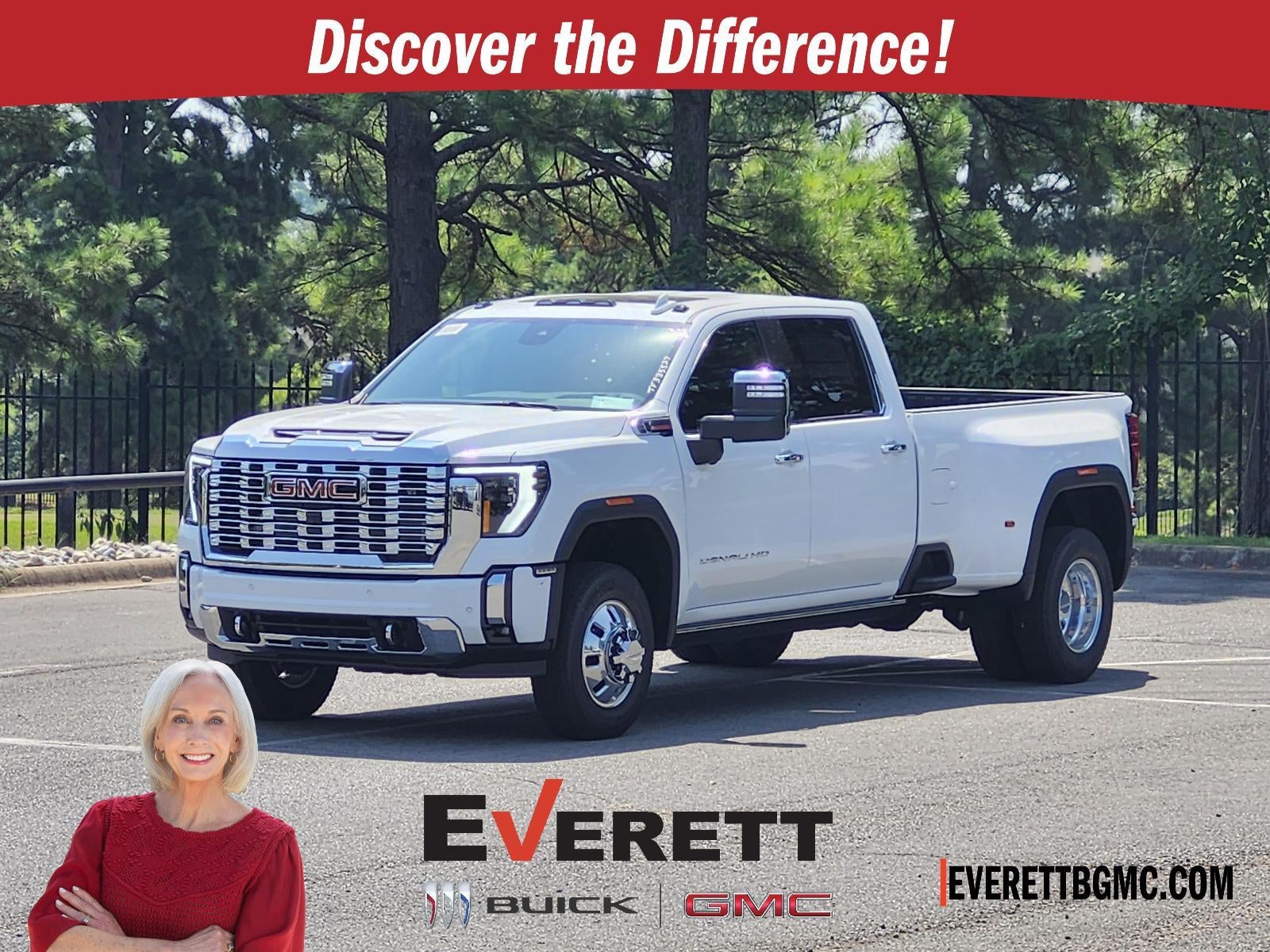 2026 GMC Sierra 3500 HD Crew Cab Long Box 4-Wheel Drive Denali