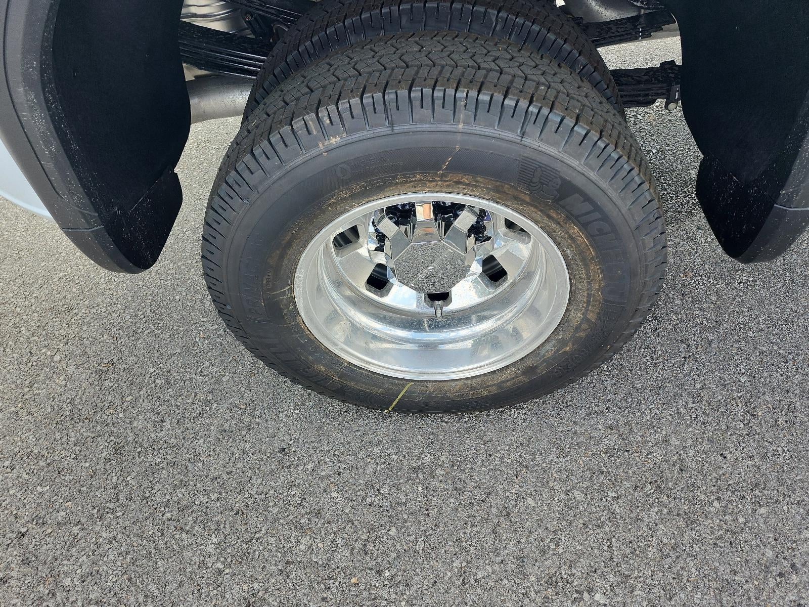 2026 GMC Sierra 3500 HD Crew Cab Long Box 4-Wheel Drive Denali