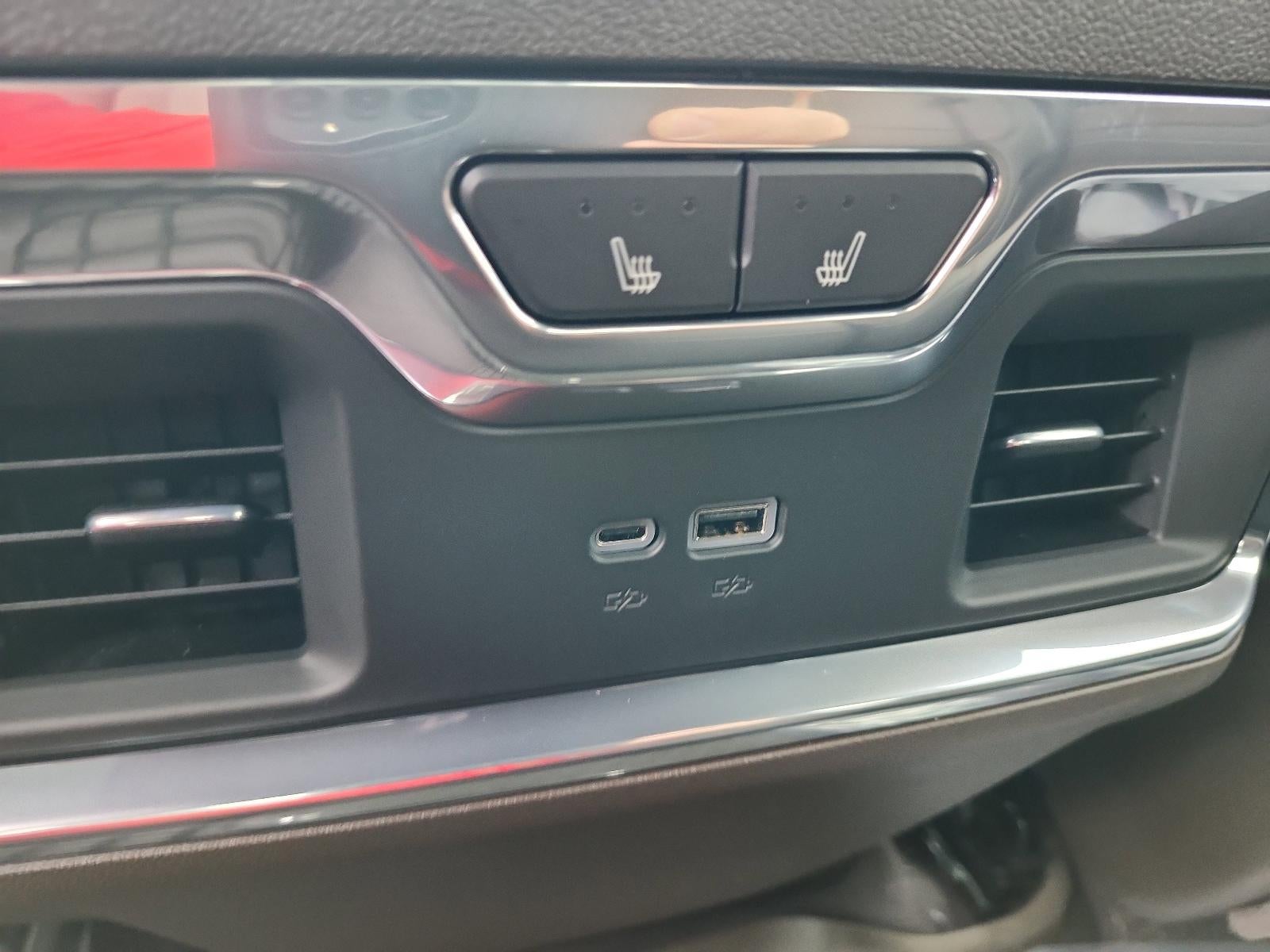 2026 GMC Sierra 3500 HD Crew Cab Long Box 4-Wheel Drive Denali