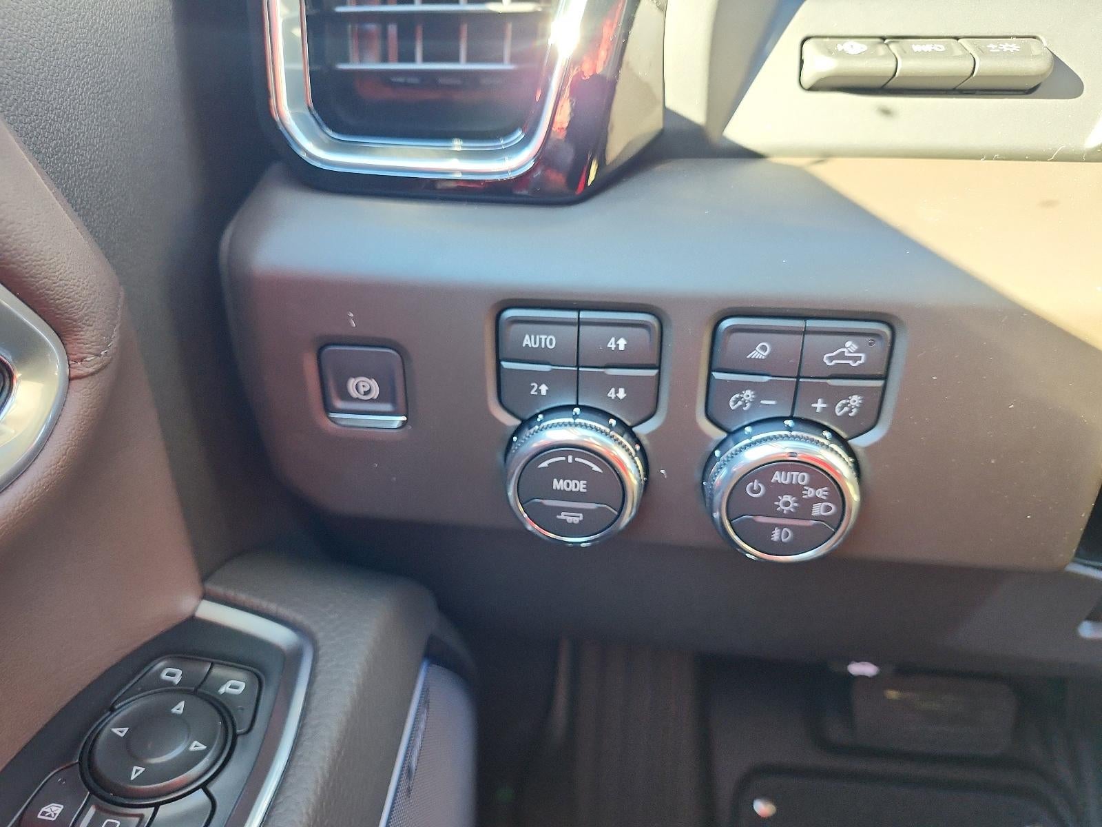 2026 GMC Sierra 3500 HD Crew Cab Standard Box 4-Wheel Drive Denali