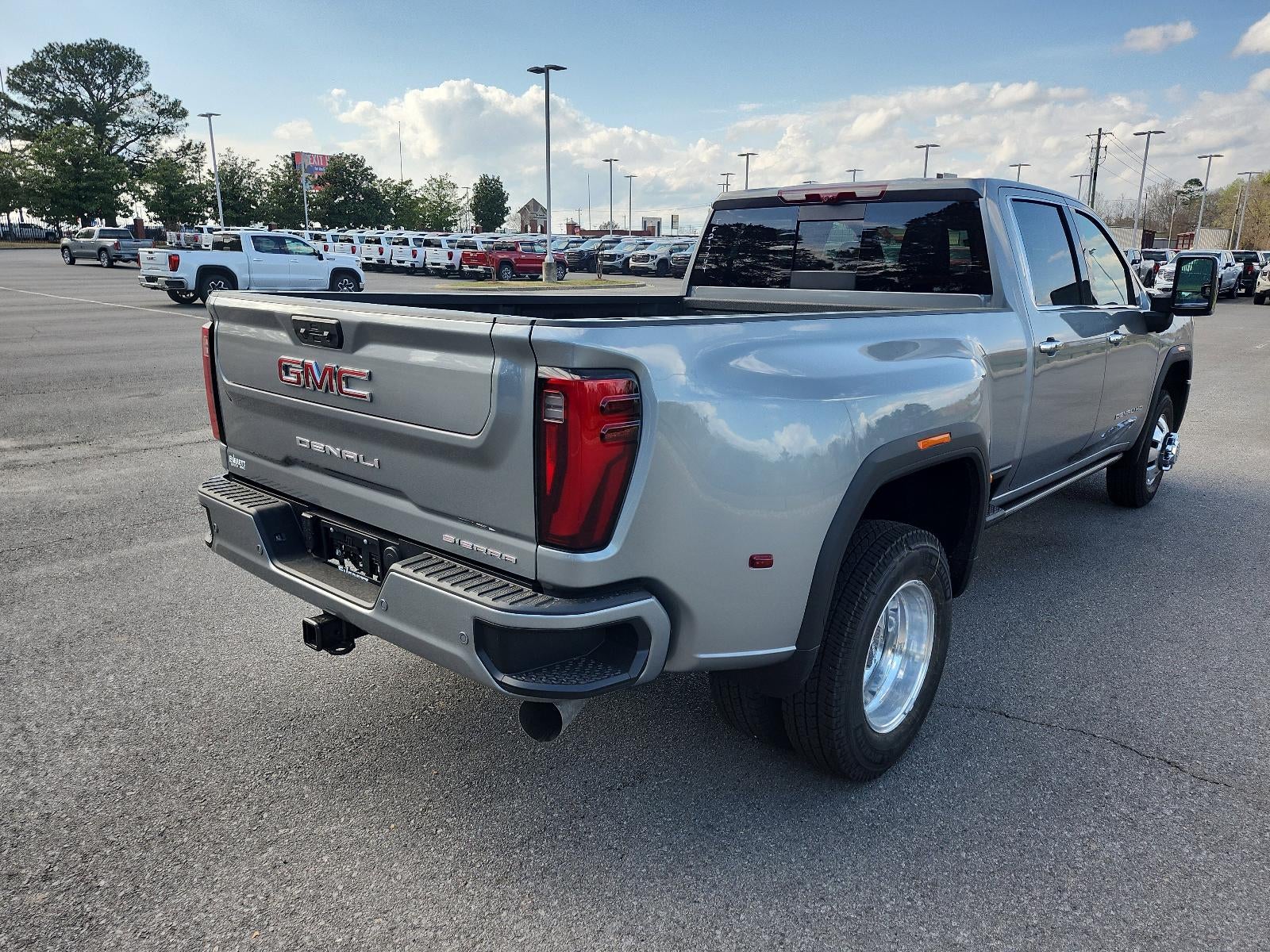 2026 GMC Sierra 3500 HD Crew Cab Long Box 4-Wheel Drive Denali