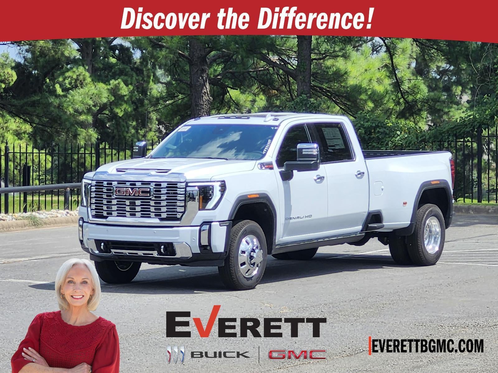2026 GMC Sierra 3500 HD Crew Cab Long Box 4-Wheel Drive Denali