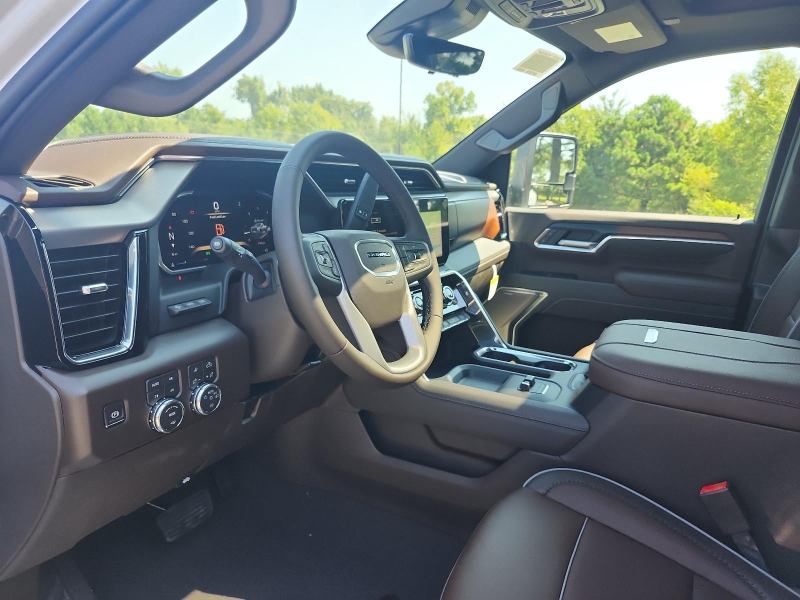 2026 GMC Sierra 3500 HD Crew Cab Long Box 4-Wheel Drive Denali