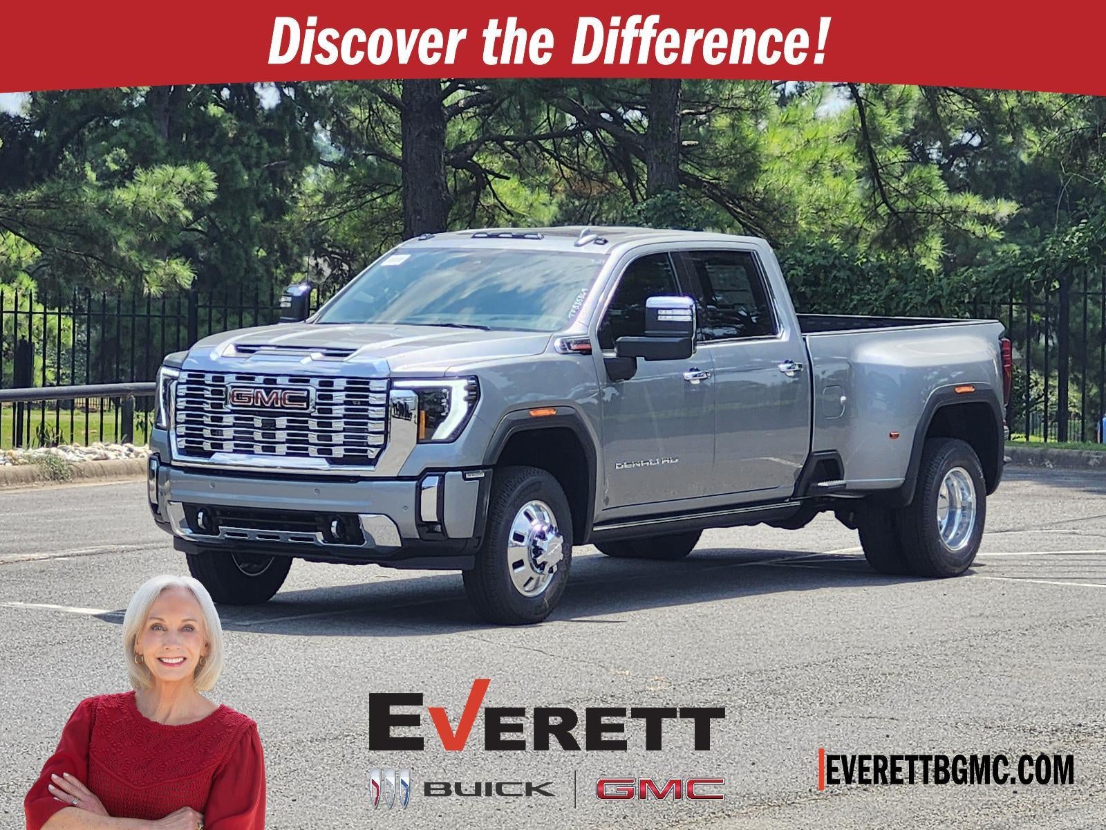 2026 GMC Sierra 3500 HD Crew Cab Long Box 4-Wheel Drive Denali