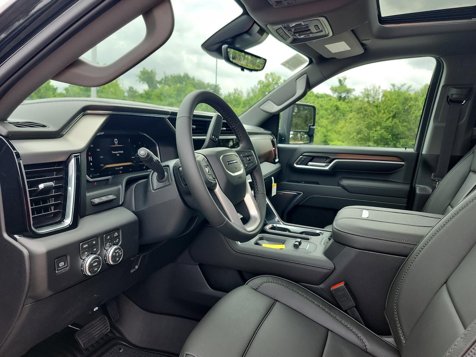2026 GMC Sierra 3500 HD Crew Cab Long Box 4-Wheel Drive Denali