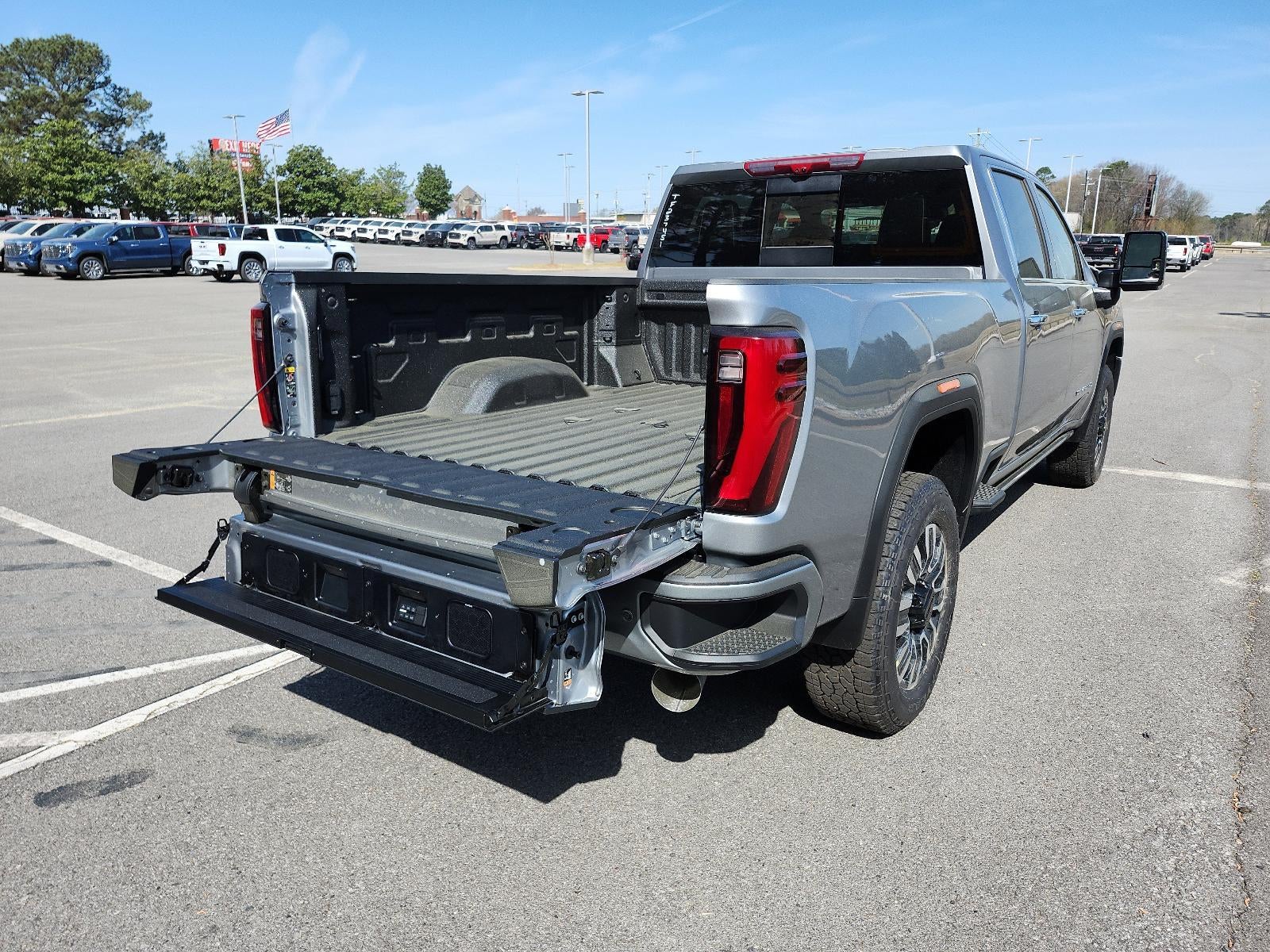 2026 GMC Sierra 2500 HD Crew Cab Standard Box 4-Wheel Drive Denali Ultimate