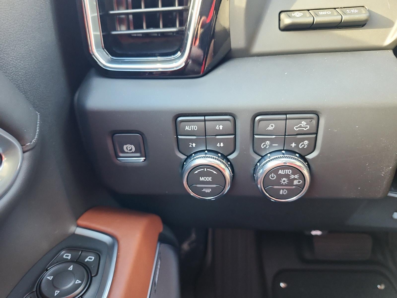 2026 GMC Sierra 2500 HD Crew Cab Standard Box 4-Wheel Drive Denali Ultimate