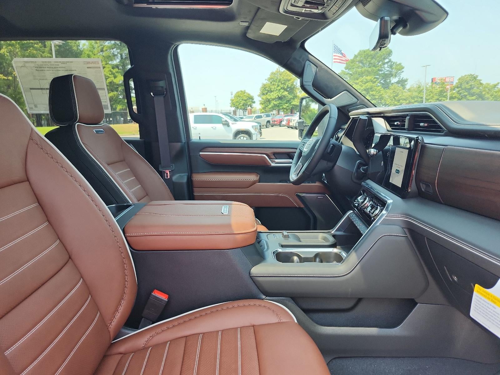 2026 GMC Sierra 2500 HD Crew Cab Standard Box 4-Wheel Drive Denali Ultimate