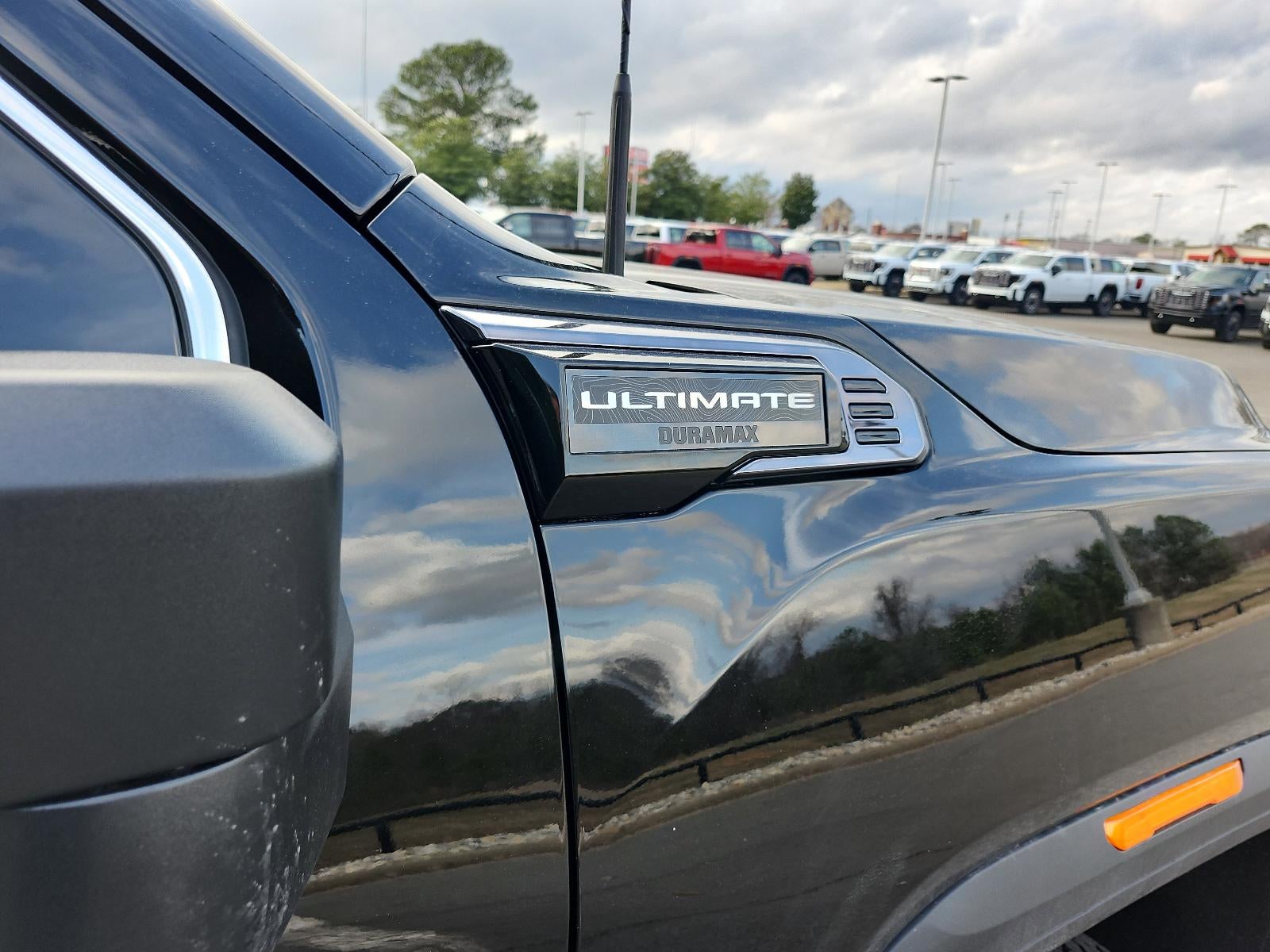 2026 GMC Sierra 2500 HD Crew Cab Standard Box 4-Wheel Drive Denali Ultimate