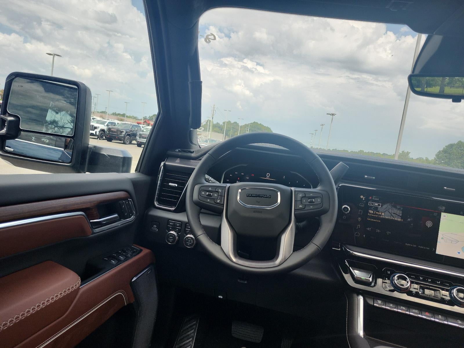 2026 GMC Sierra 2500 HD Crew Cab Standard Box 4-Wheel Drive Denali Ultimate